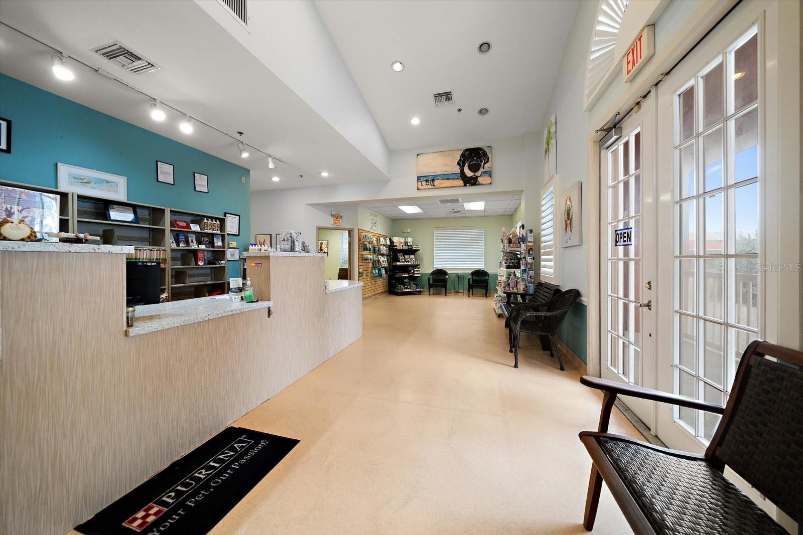 Image 15 of 30 For 6605 Gulf Boulevard