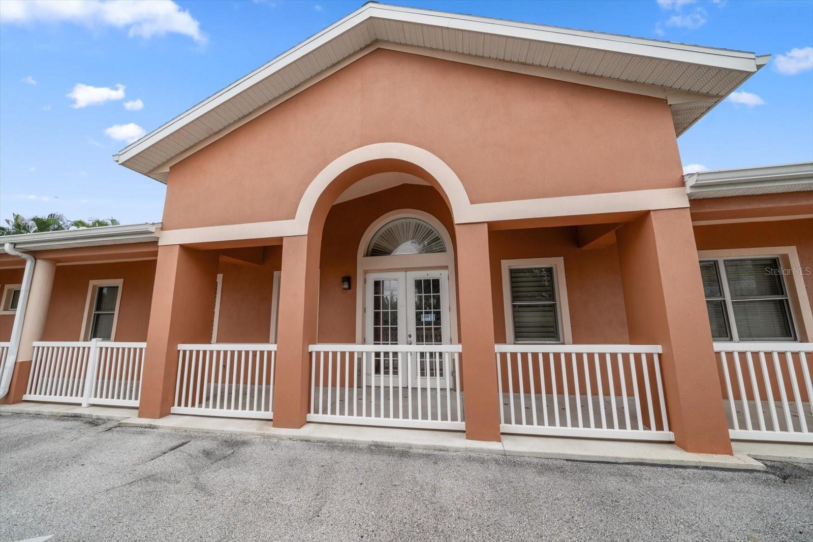 Image 2 of 30 For 6605 Gulf Boulevard