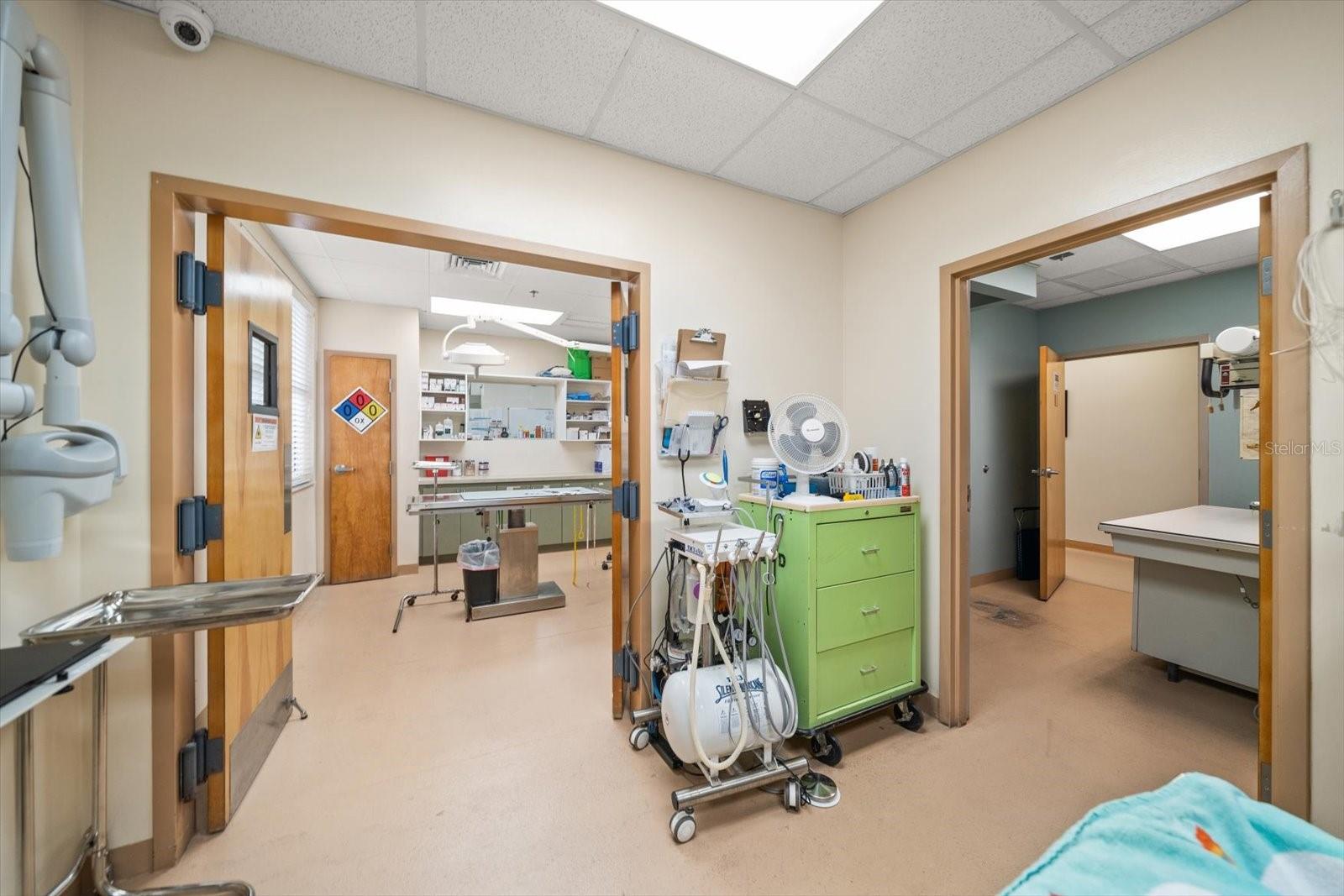 Image 21 of 30 For 6605 Gulf Boulevard