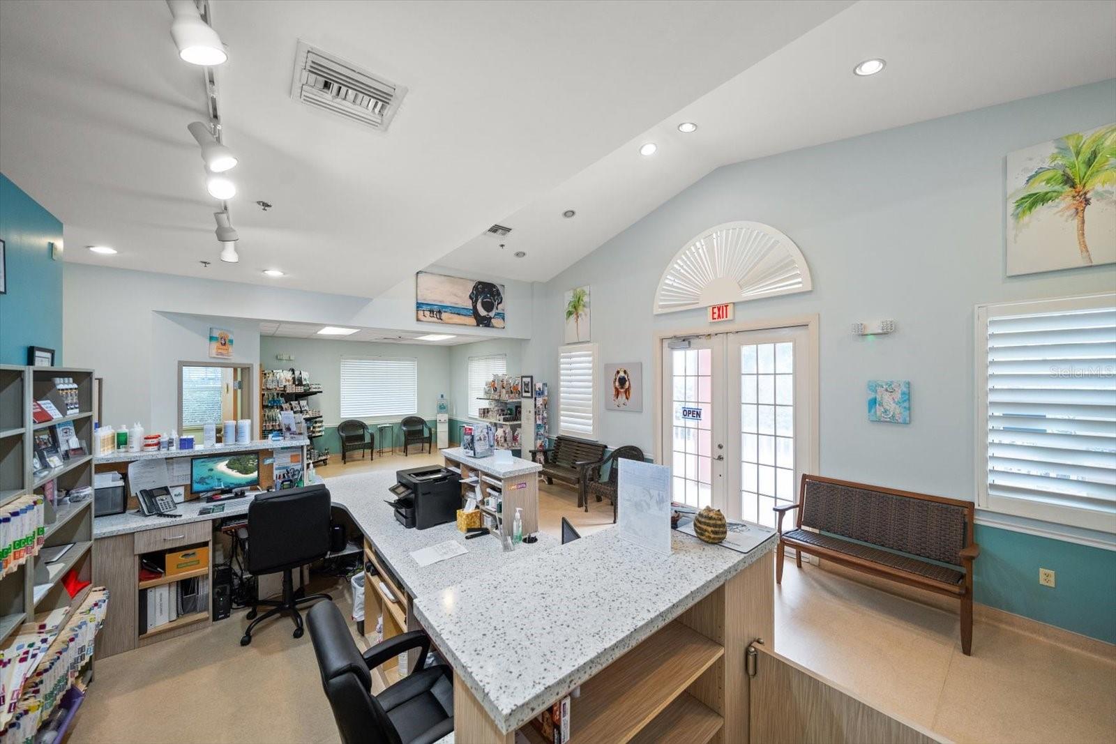 Image 22 of 30 For 6605 Gulf Boulevard