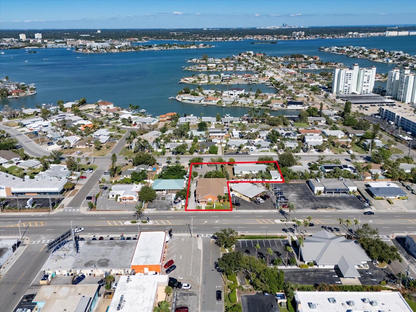 Image 6 of 30 For 6605 Gulf Boulevard