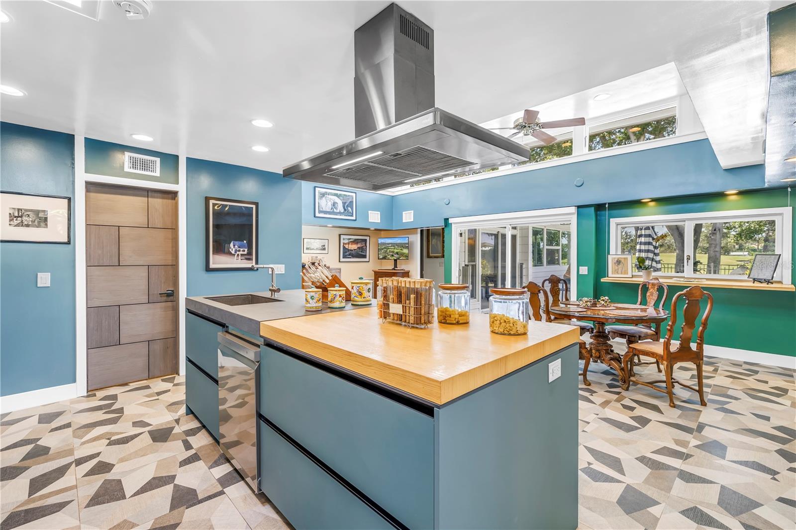 Image 17 of 96 For 3130 Walnut Street Ne