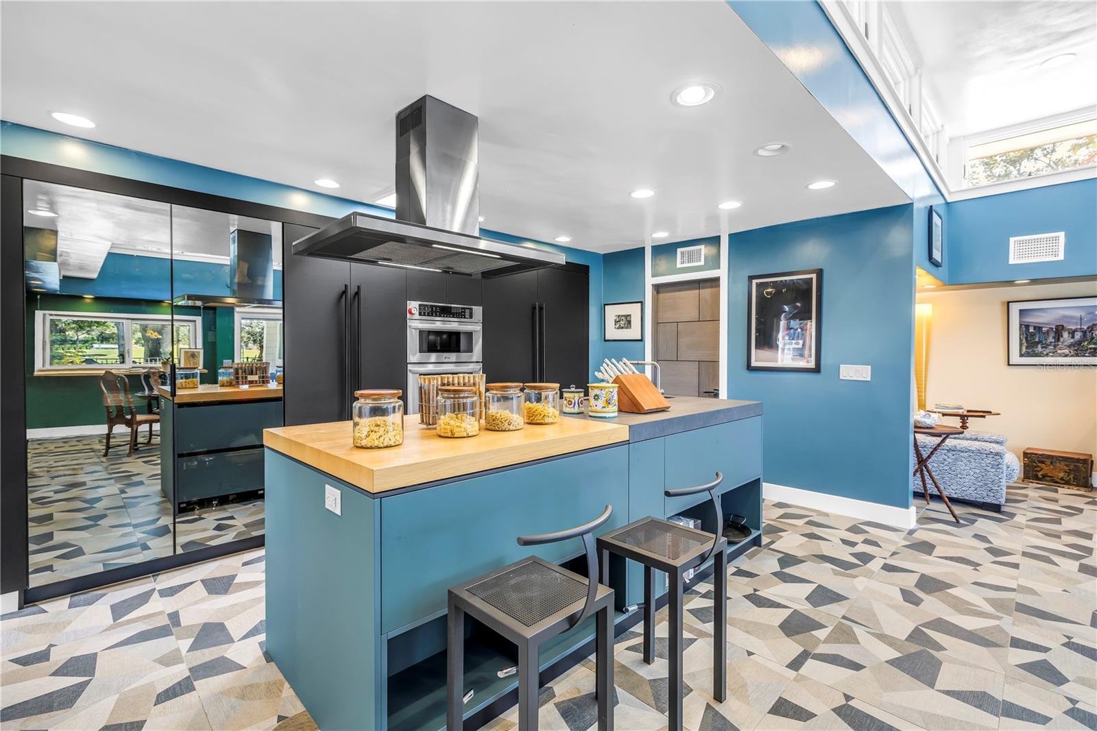 Image 23 of 96 For 3130 Walnut Street Ne