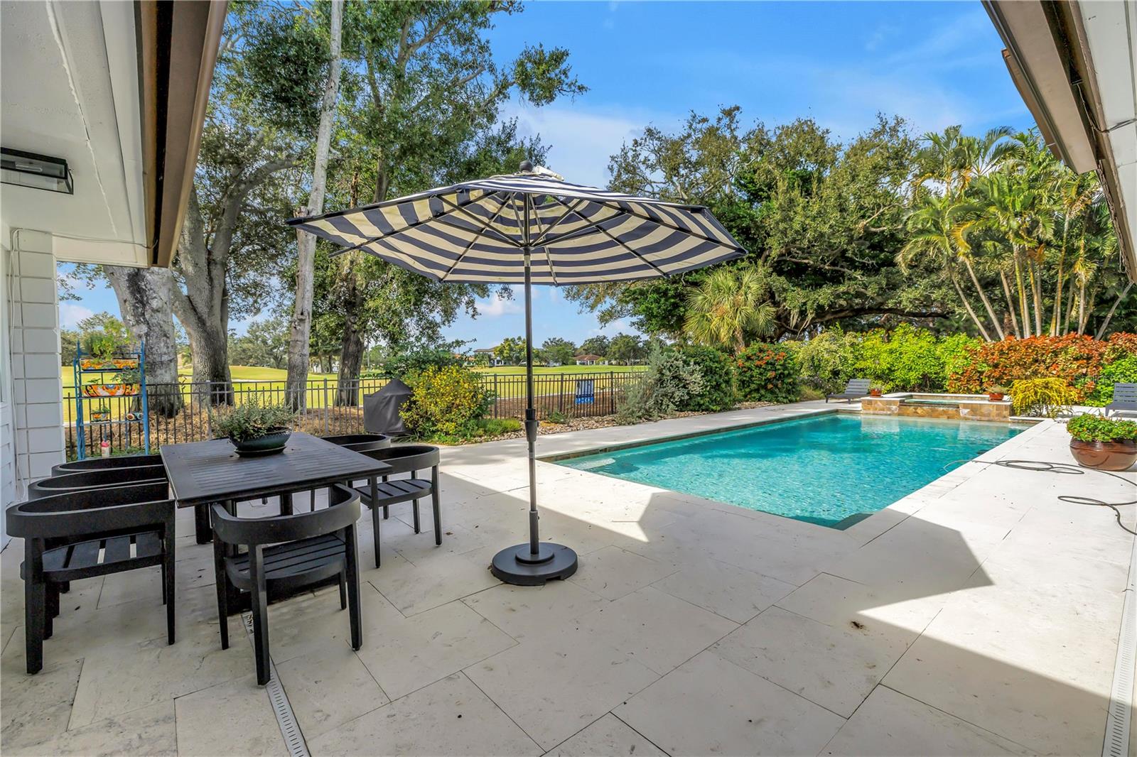 Image 72 of 96 For 3130 Walnut Street Ne