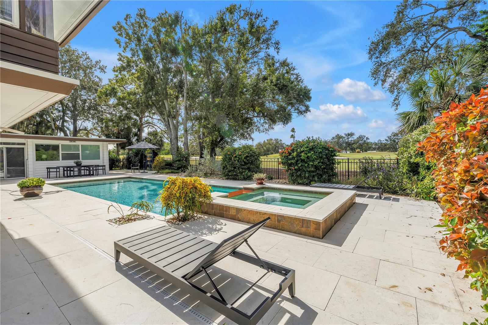 Image 77 of 96 For 3130 Walnut Street Ne