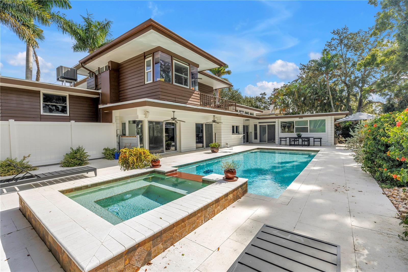 Image 79 of 96 For 3130 Walnut Street Ne