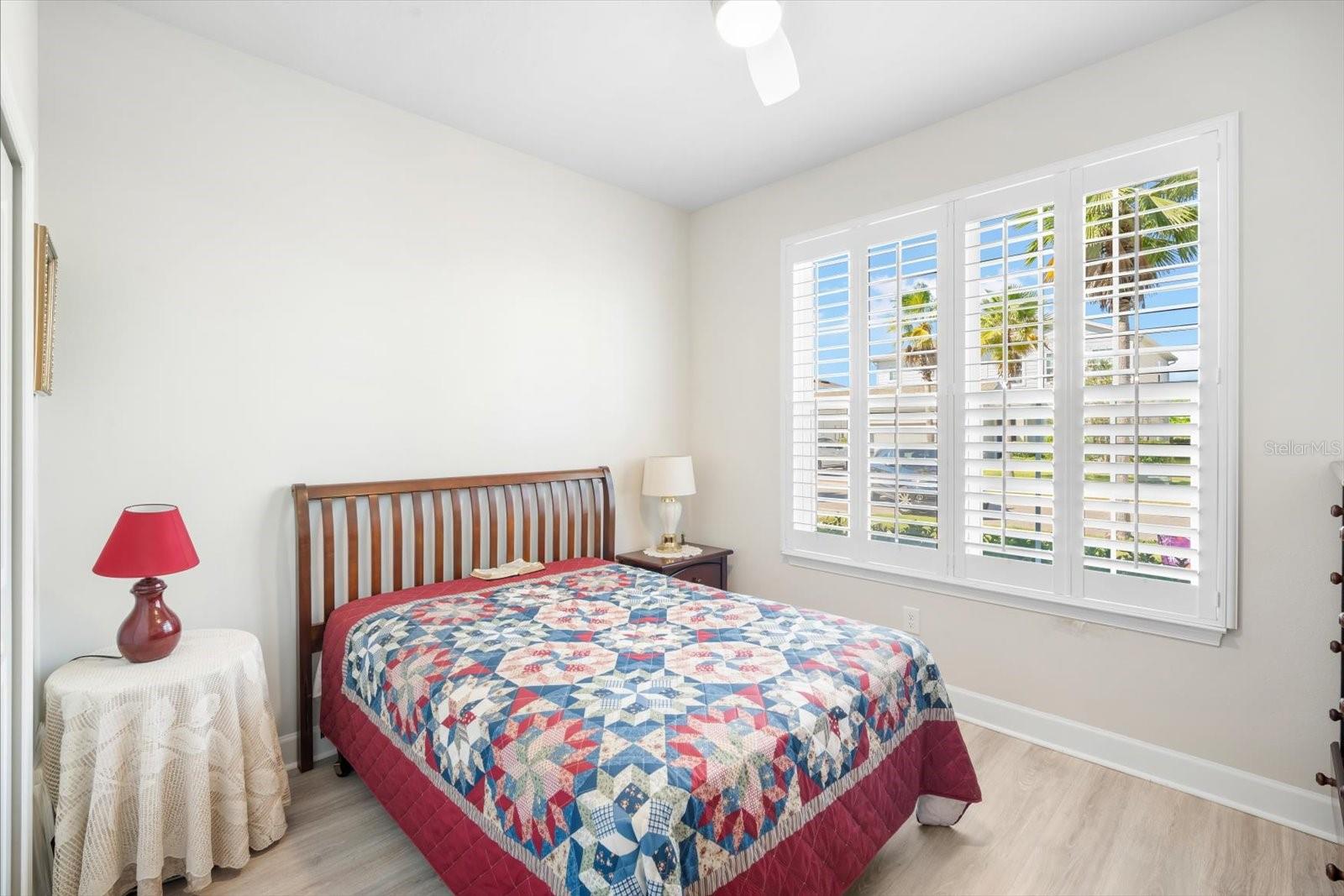 Image 4 of 27 For 12348 Blue Pacific Drive