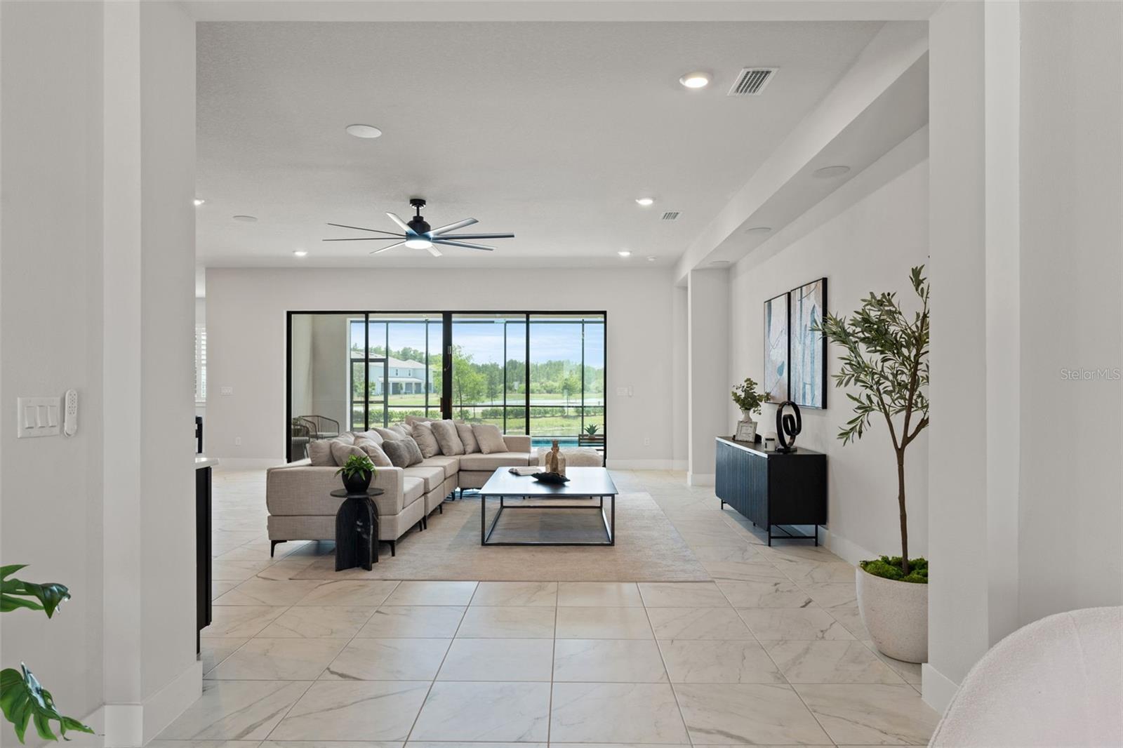 Image 15 of 73 For 8541 Ivy Stark Boulevard