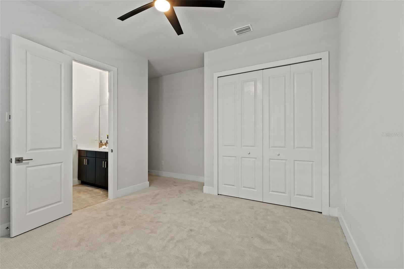 Image 29 of 73 For 8541 Ivy Stark Boulevard