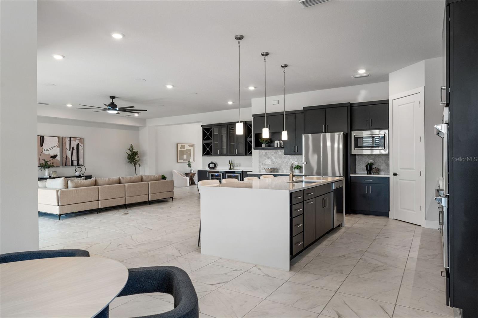 Image 37 of 73 For 8541 Ivy Stark Boulevard