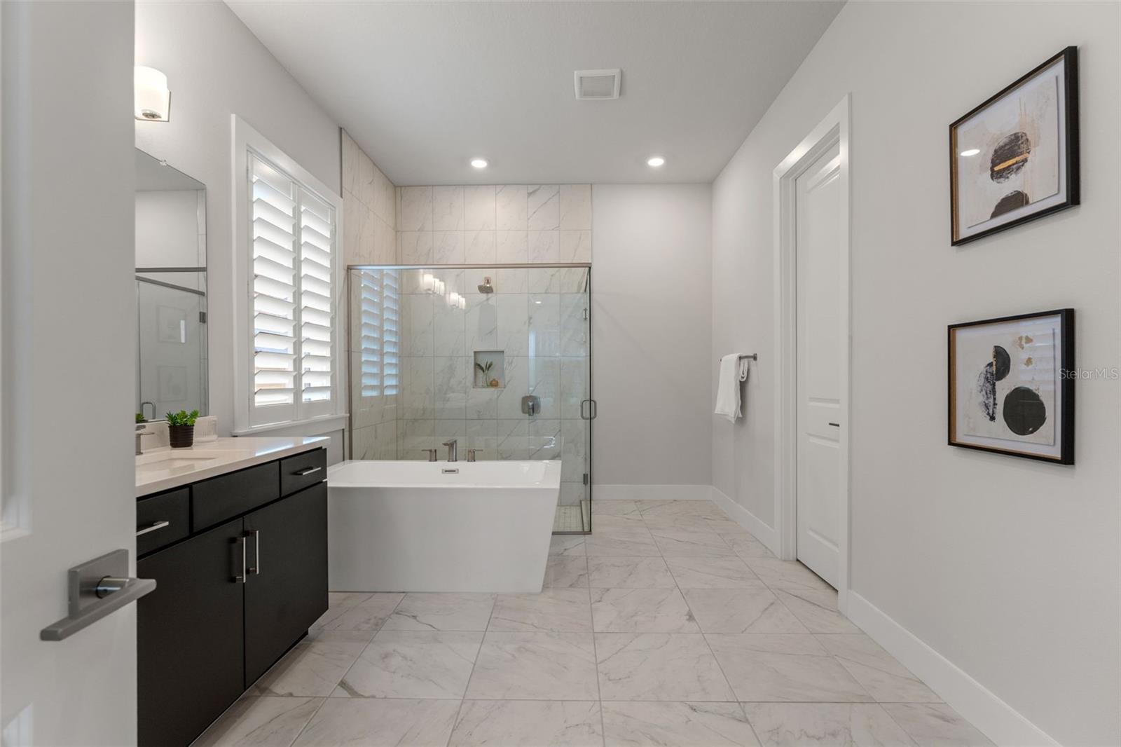 Image 46 of 73 For 8541 Ivy Stark Boulevard