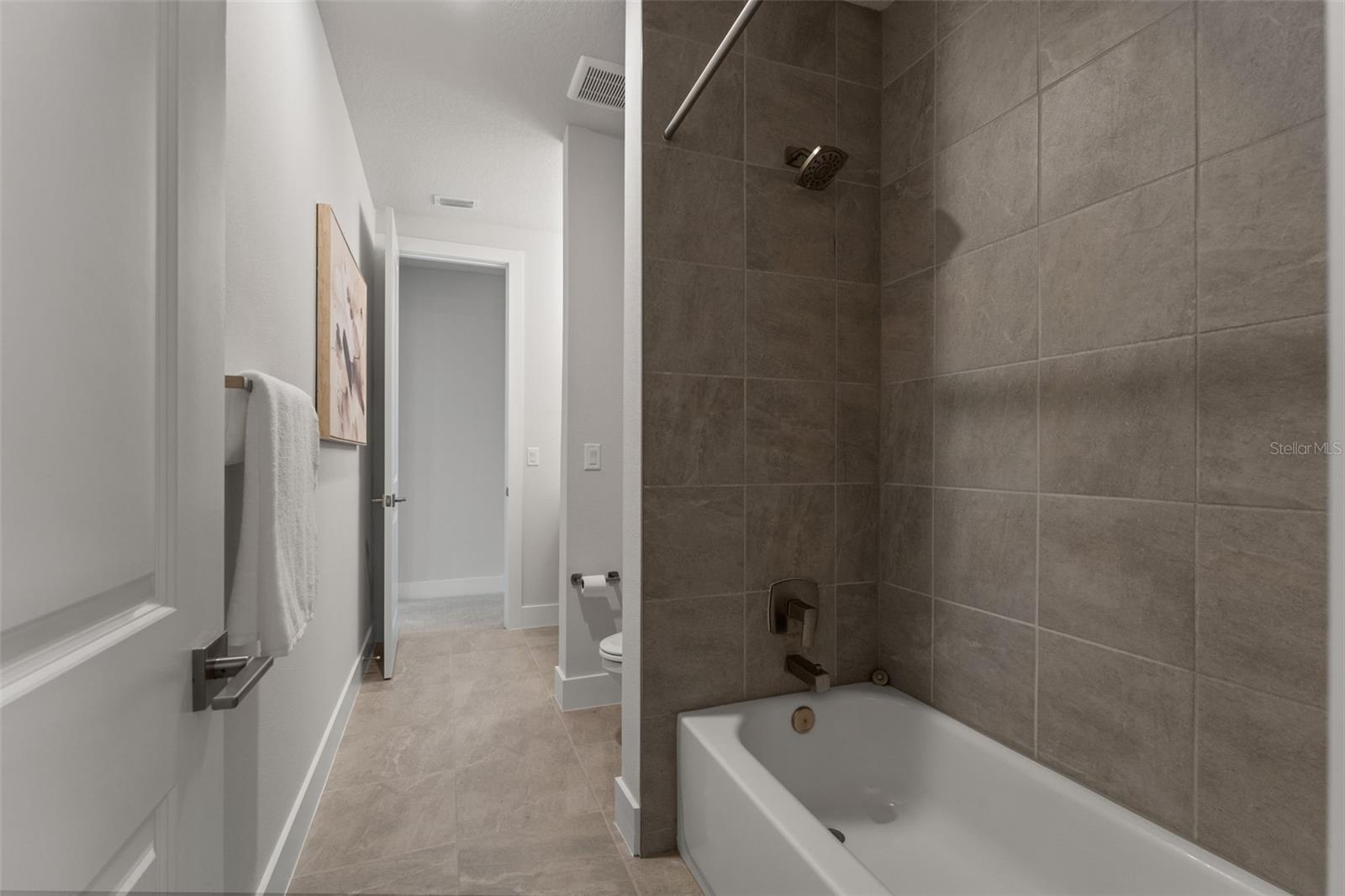 Image 59 of 73 For 8541 Ivy Stark Boulevard