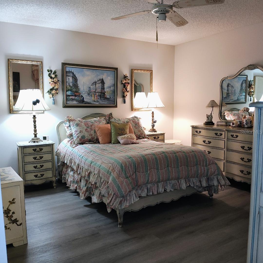 Image 4 of 16 For 2454 Bentley Drive