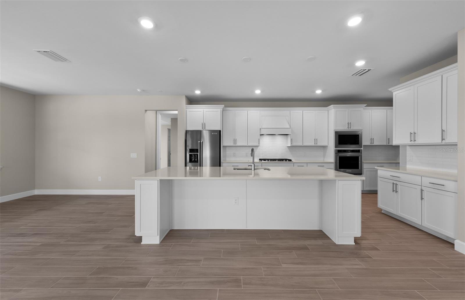 Image 4 of 30 For 1821 Pepper Grass Drive
