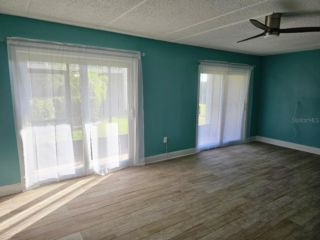 Image 4 of 19 For 8809 Bay Pointe Drive 109