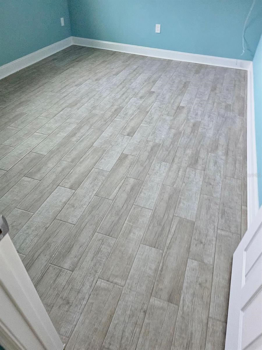 Image 6 of 19 For 8809 Bay Pointe Drive 109