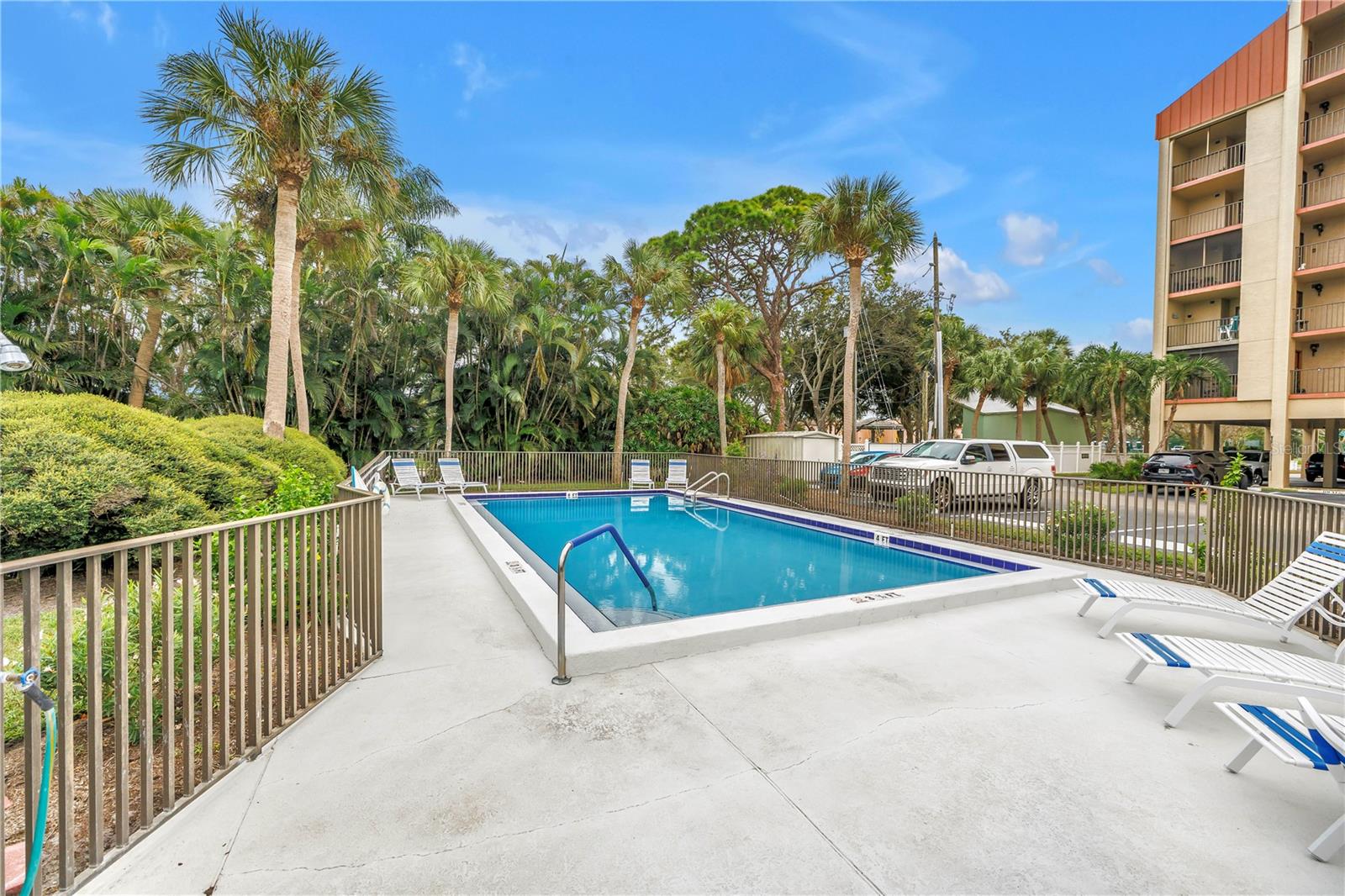 Image 49 of 76 For 7037 Sunset Drive S 601