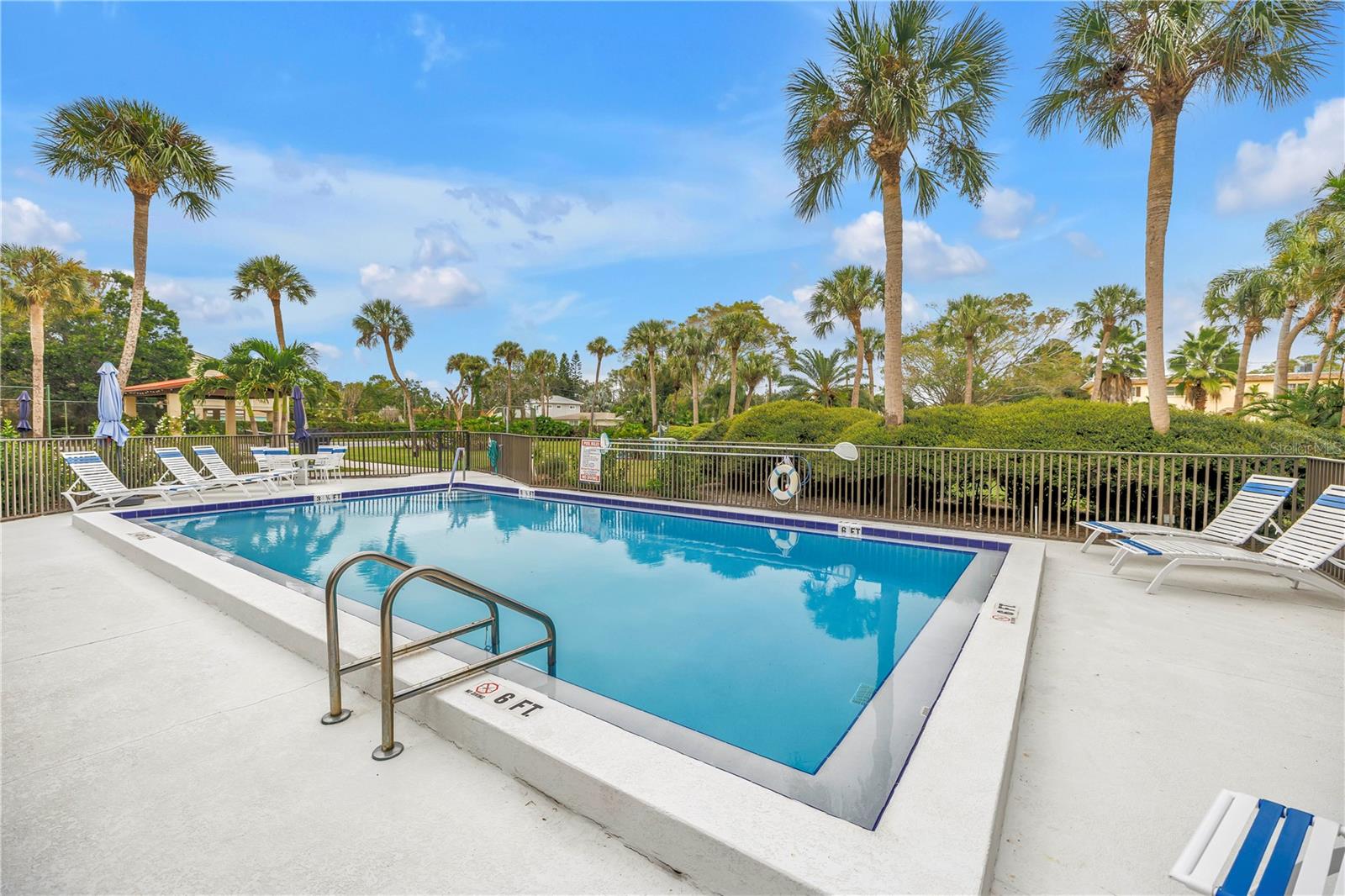 Image 50 of 76 For 7037 Sunset Drive S 601