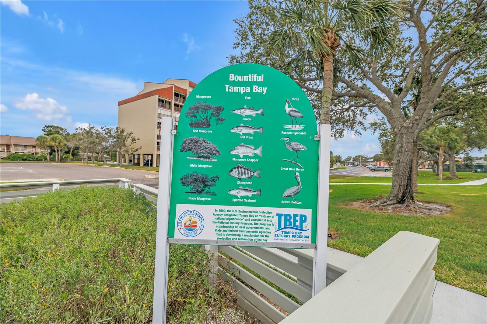 Image 53 of 76 For 7037 Sunset Drive S 601