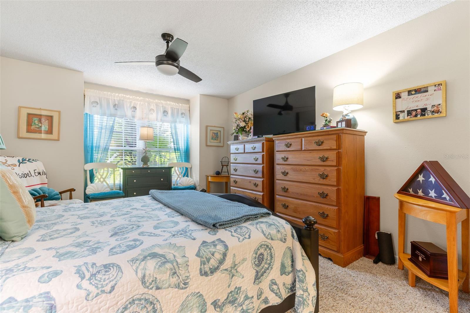 Image 15 of 25 For 3122 Valley Oaks Drive