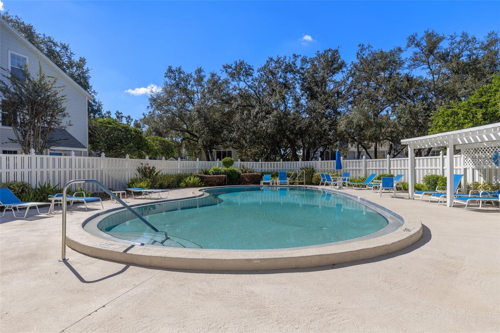 Image 23 of 25 For 3122 Valley Oaks Drive