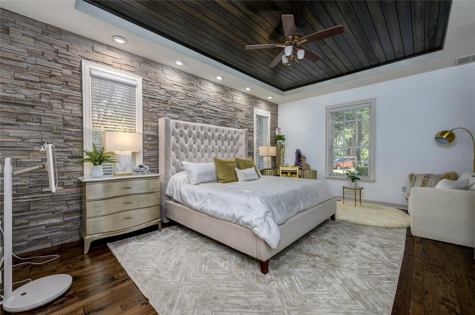 Image 22 of 62 For 16328 Emerald Cove Drive