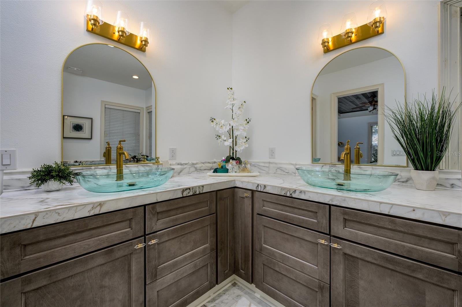 Image 25 of 62 For 16328 Emerald Cove Drive