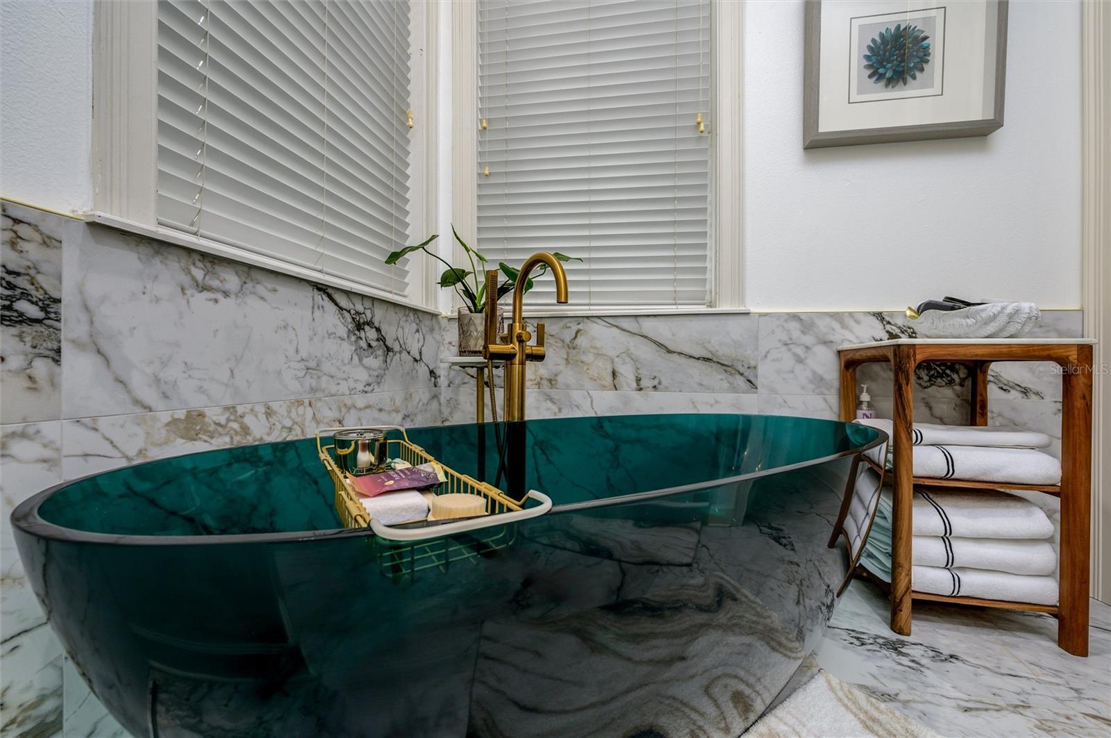 Image 27 of 62 For 16328 Emerald Cove Drive