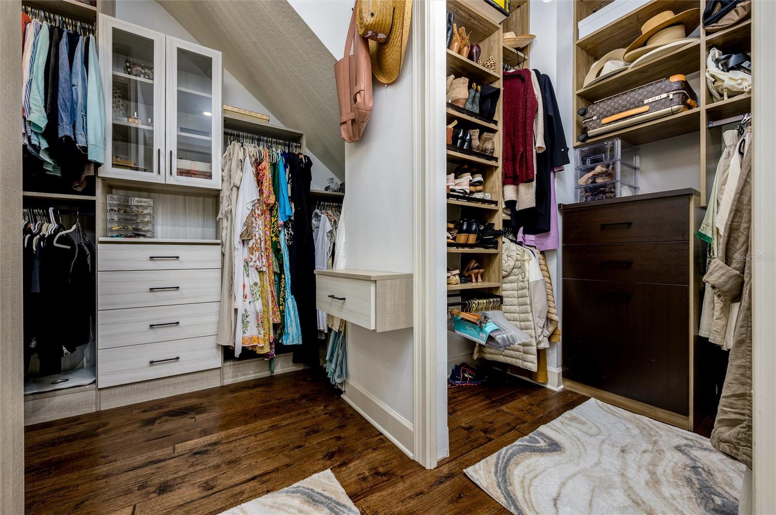 Image 28 of 62 For 16328 Emerald Cove Drive