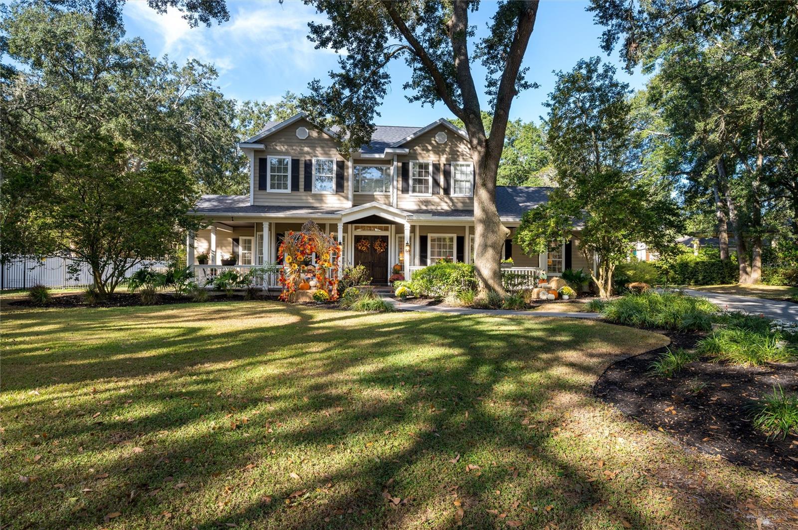 Image 3 of 62 For 16328 Emerald Cove Drive