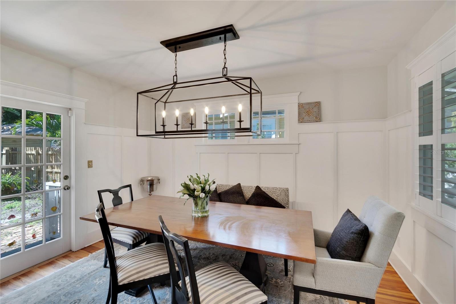 Image 20 of 65 For 3006 Harbor View Avenue