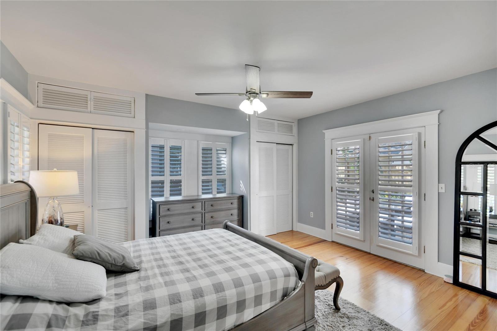 Image 27 of 65 For 3006 Harbor View Avenue