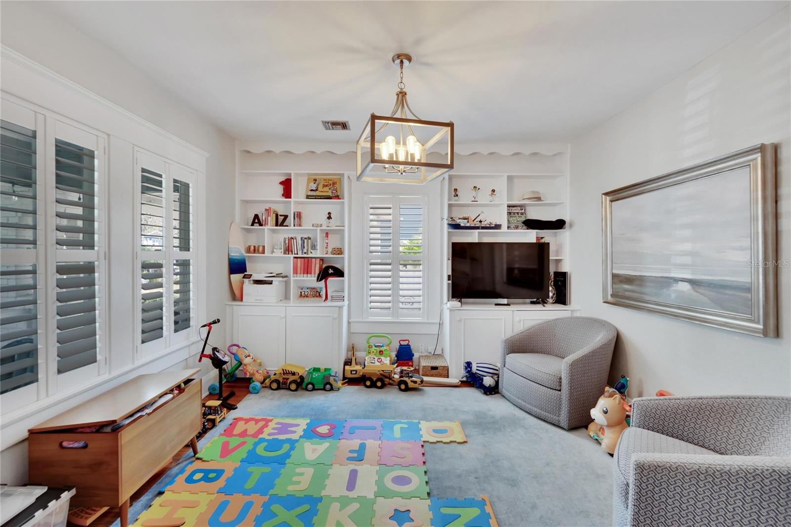 Image 35 of 65 For 3006 Harbor View Avenue