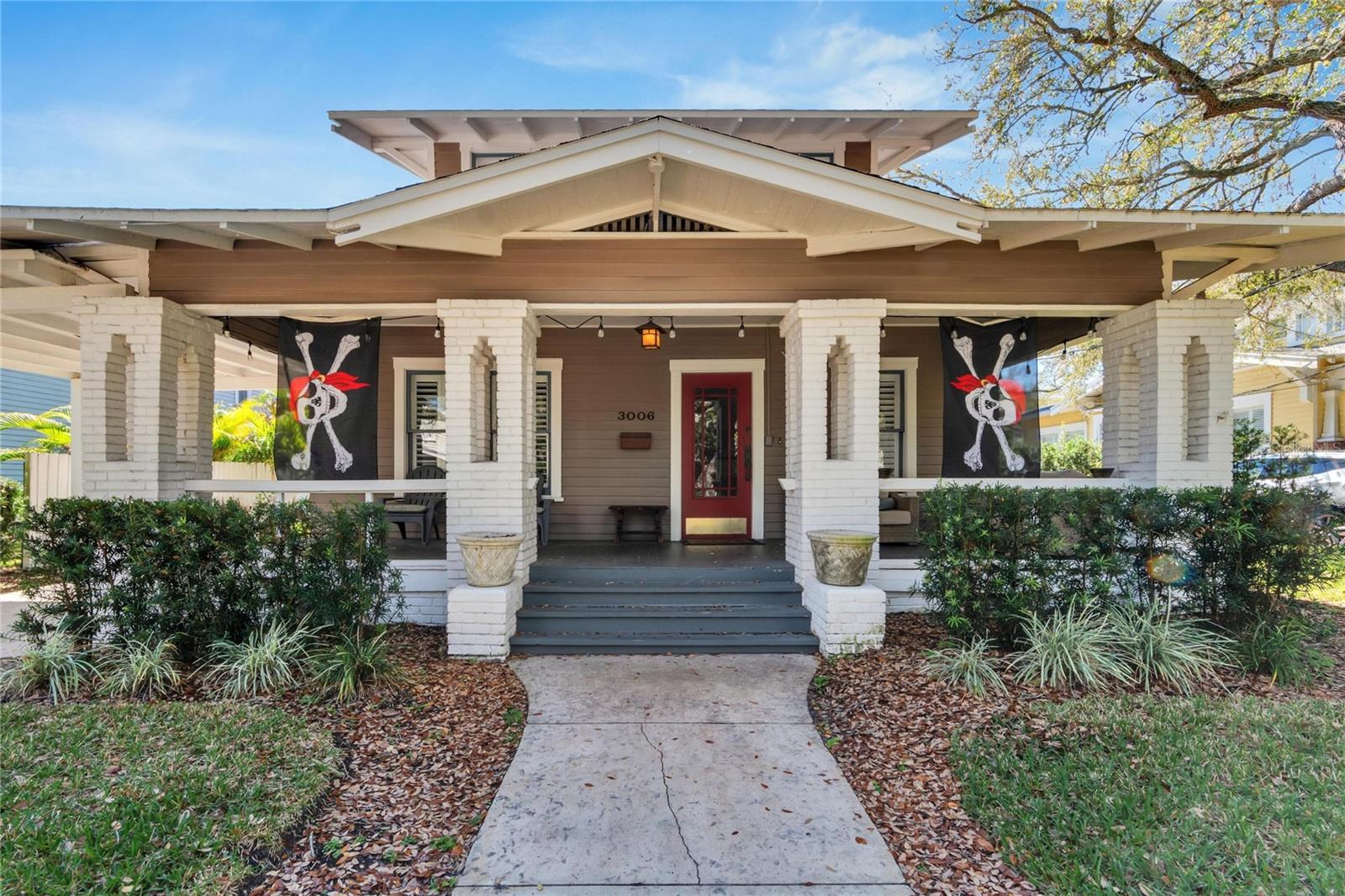 Image 4 of 65 For 3006 Harbor View Avenue