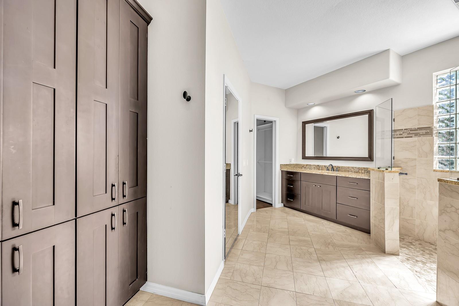 Image 23 of 50 For 3504 Old Course Lane