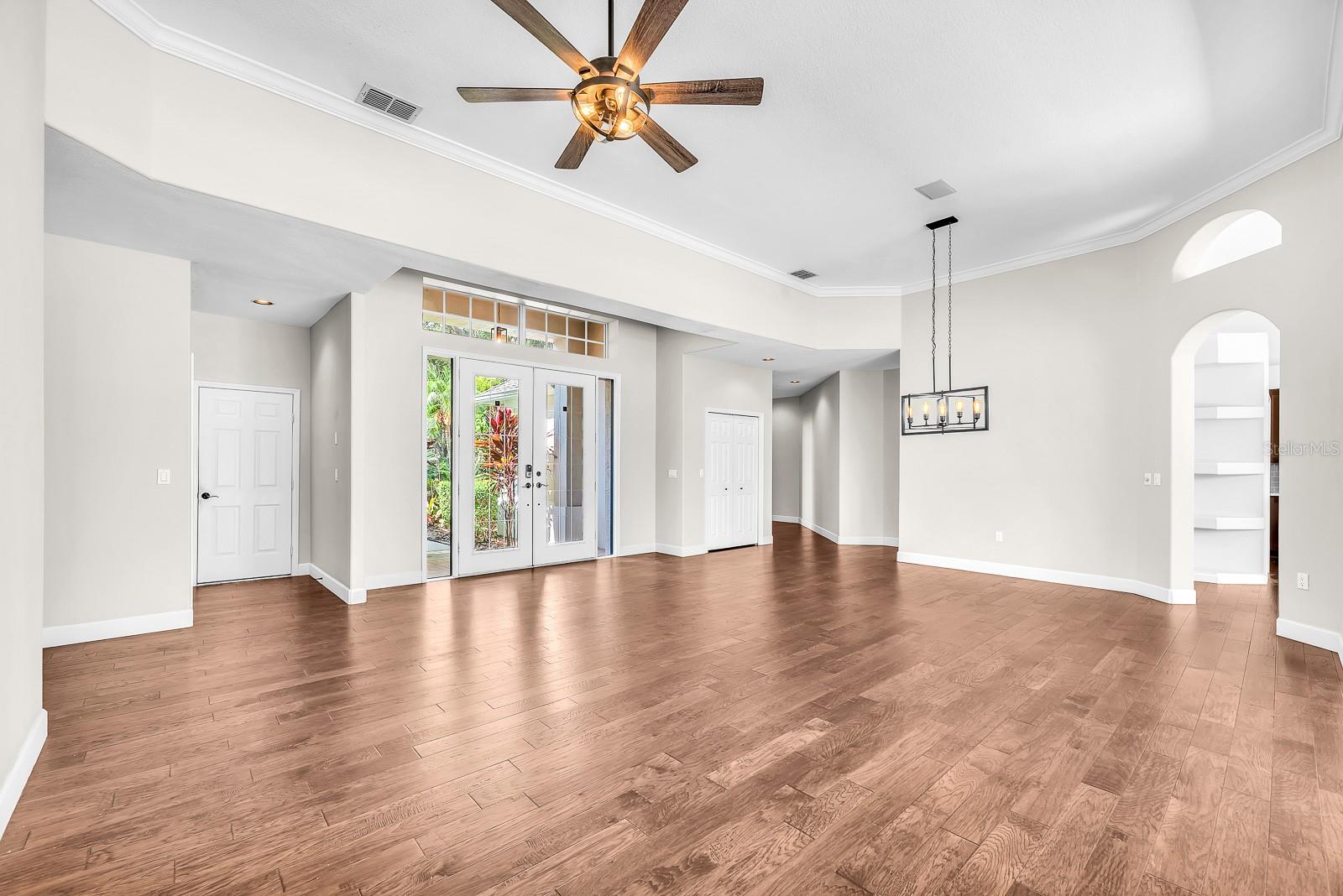 Image 6 of 50 For 3504 Old Course Lane