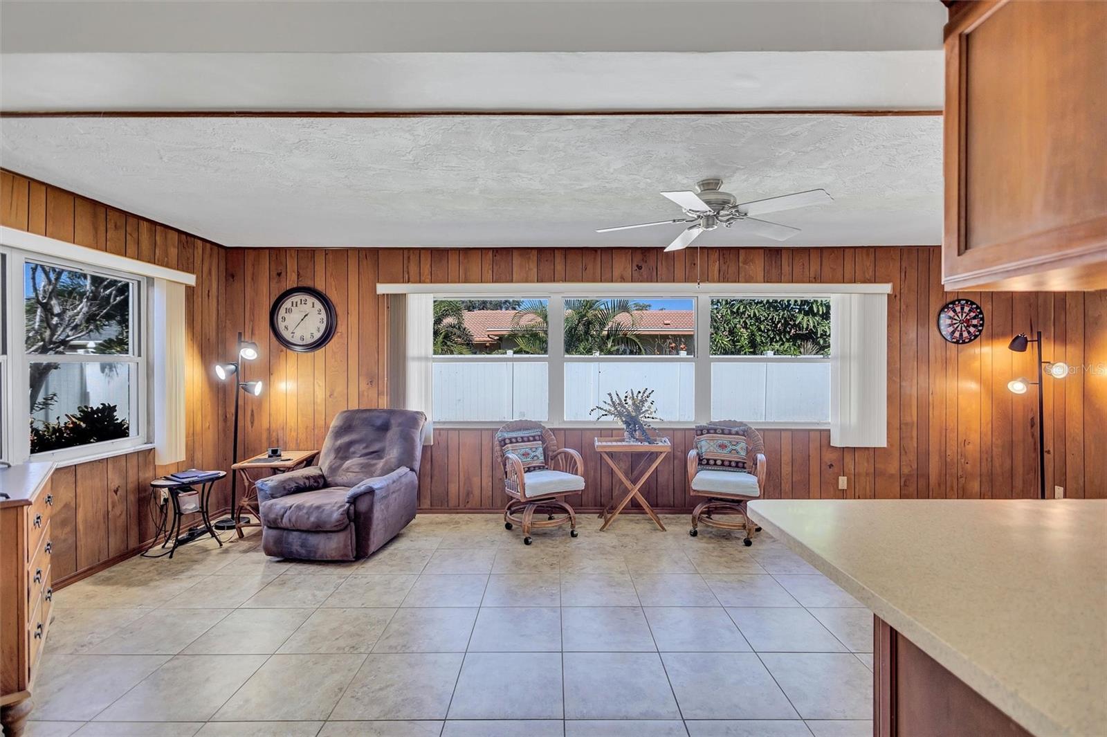 Image 14 of 38 For 6721 13th Avenue N