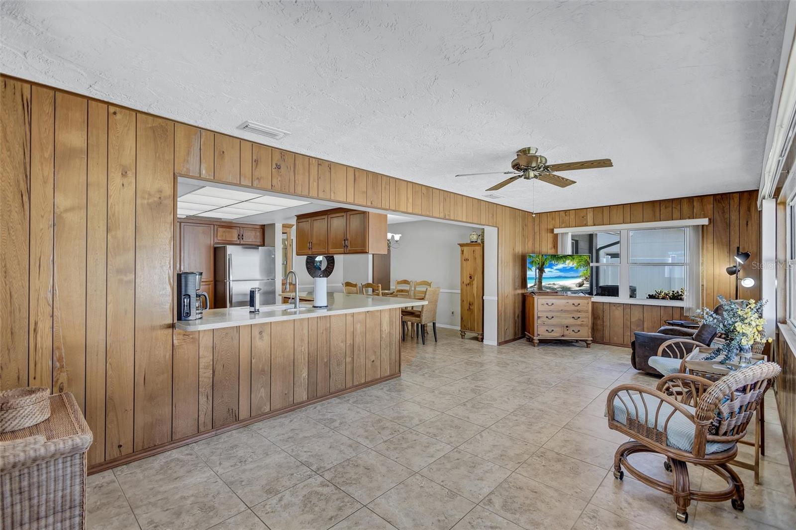 Image 22 of 38 For 6721 13th Avenue N