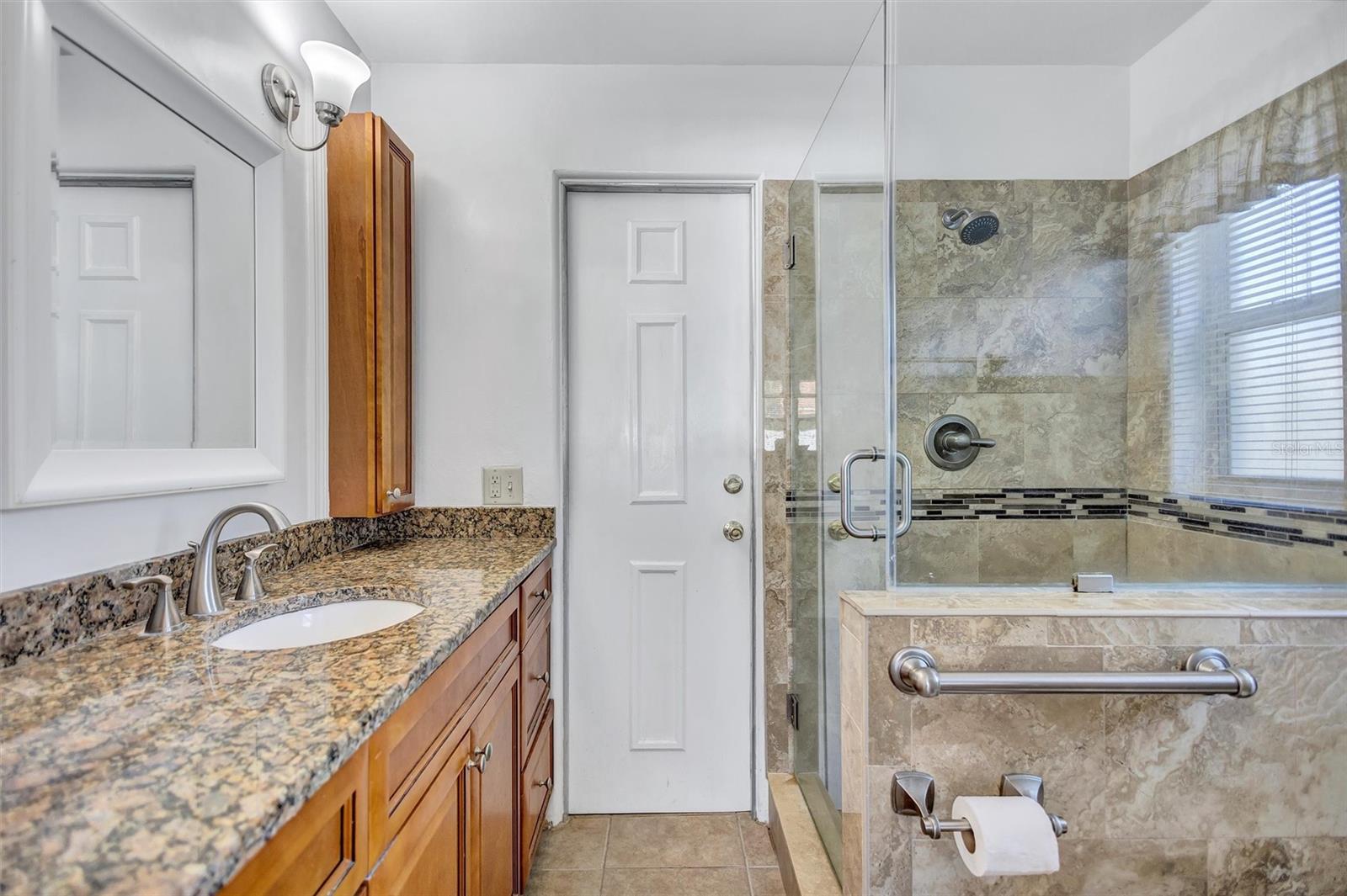 Image 27 of 38 For 6721 13th Avenue N