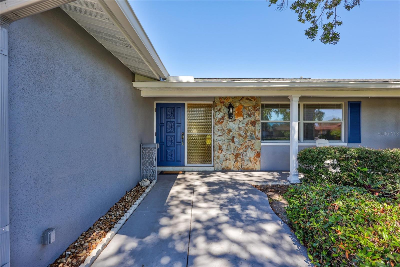 Image 3 of 38 For 6721 13th Avenue N