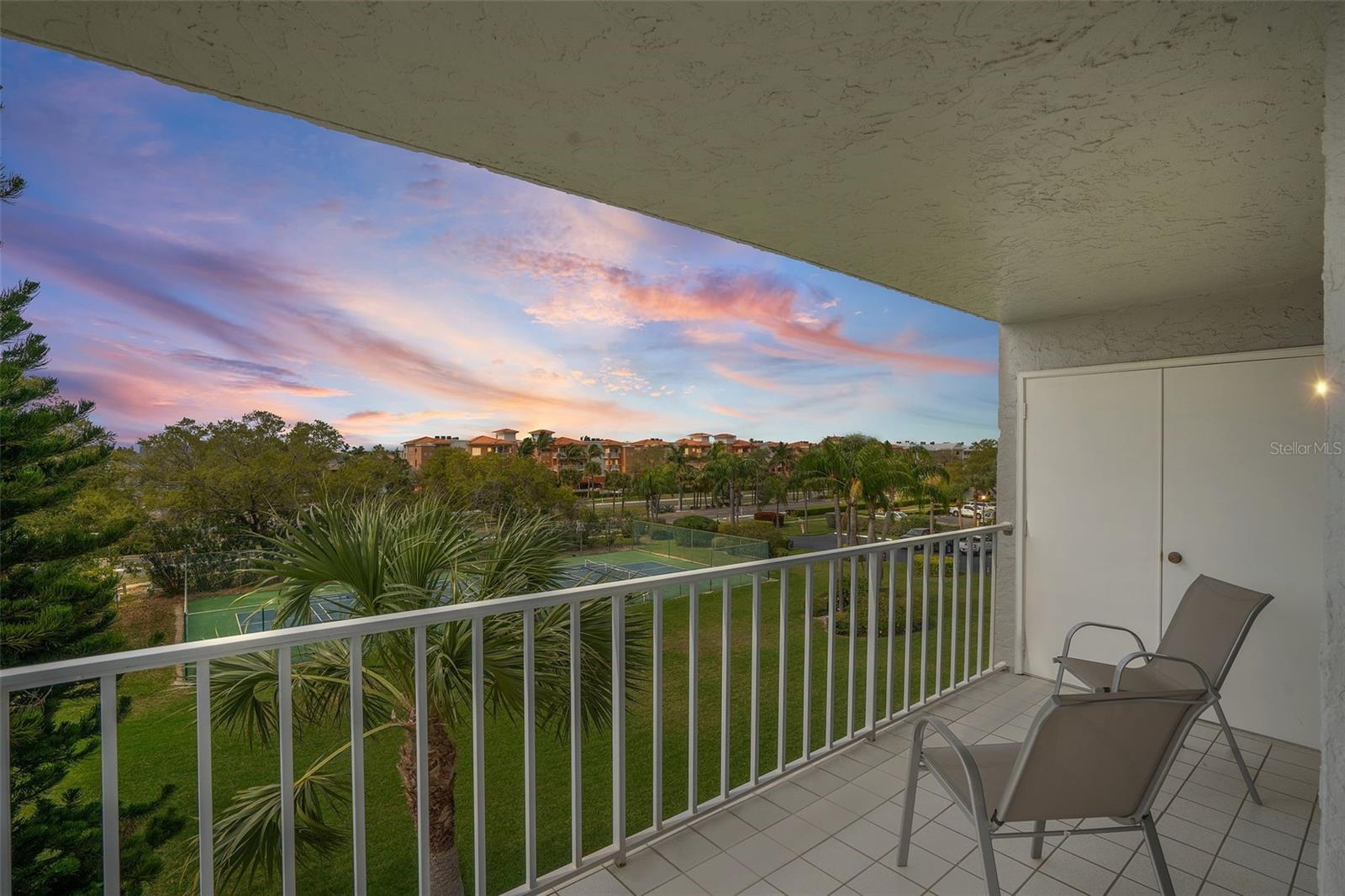 Image 13 of 39 For 719 Pinellas Bayway S 311