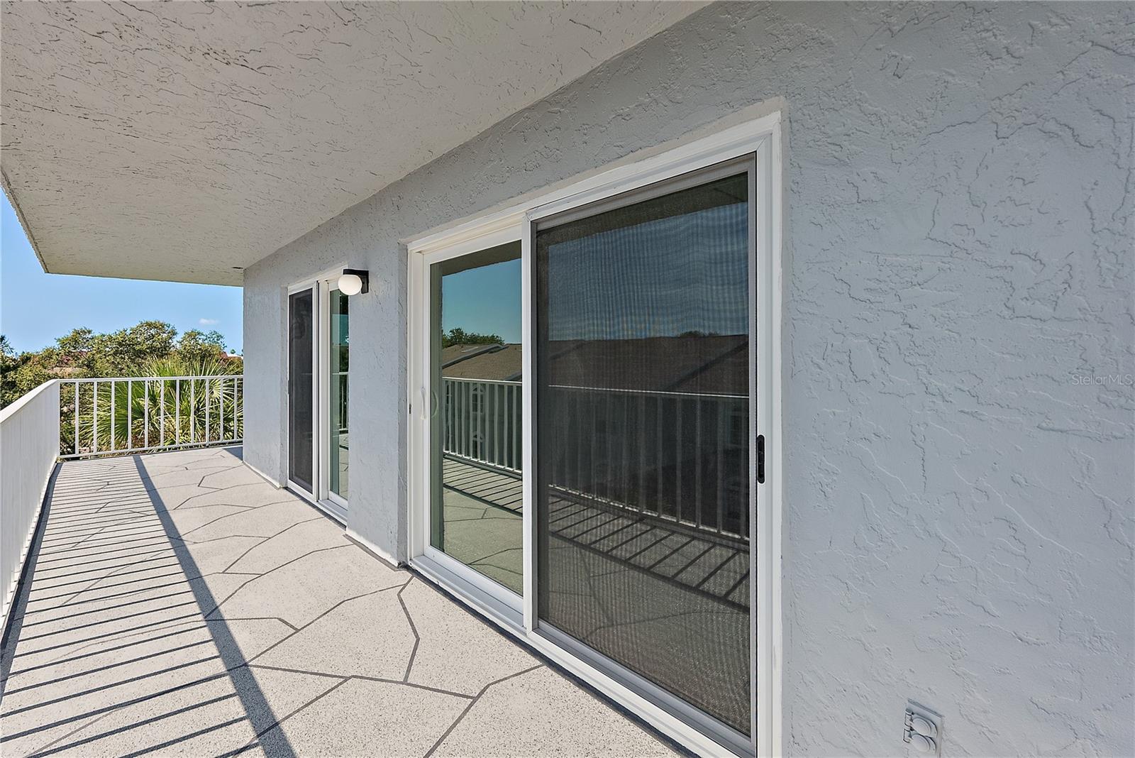 Image 18 of 39 For 719 Pinellas Bayway S 311