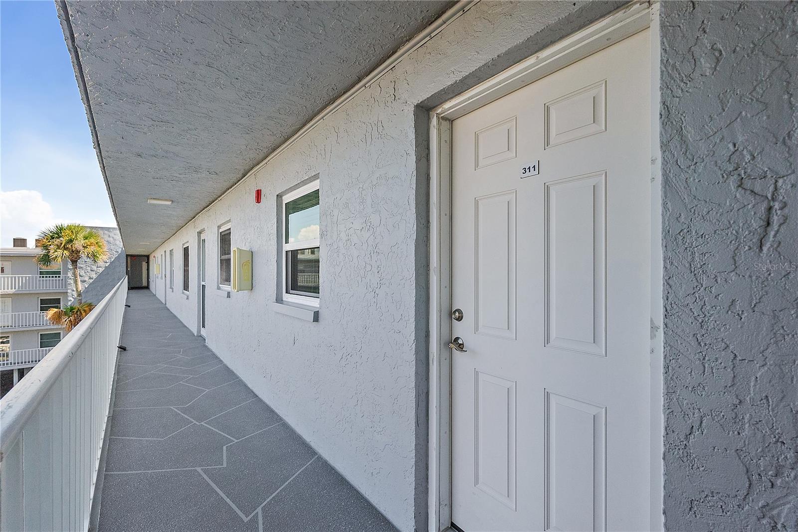 Image 22 of 39 For 719 Pinellas Bayway S 311