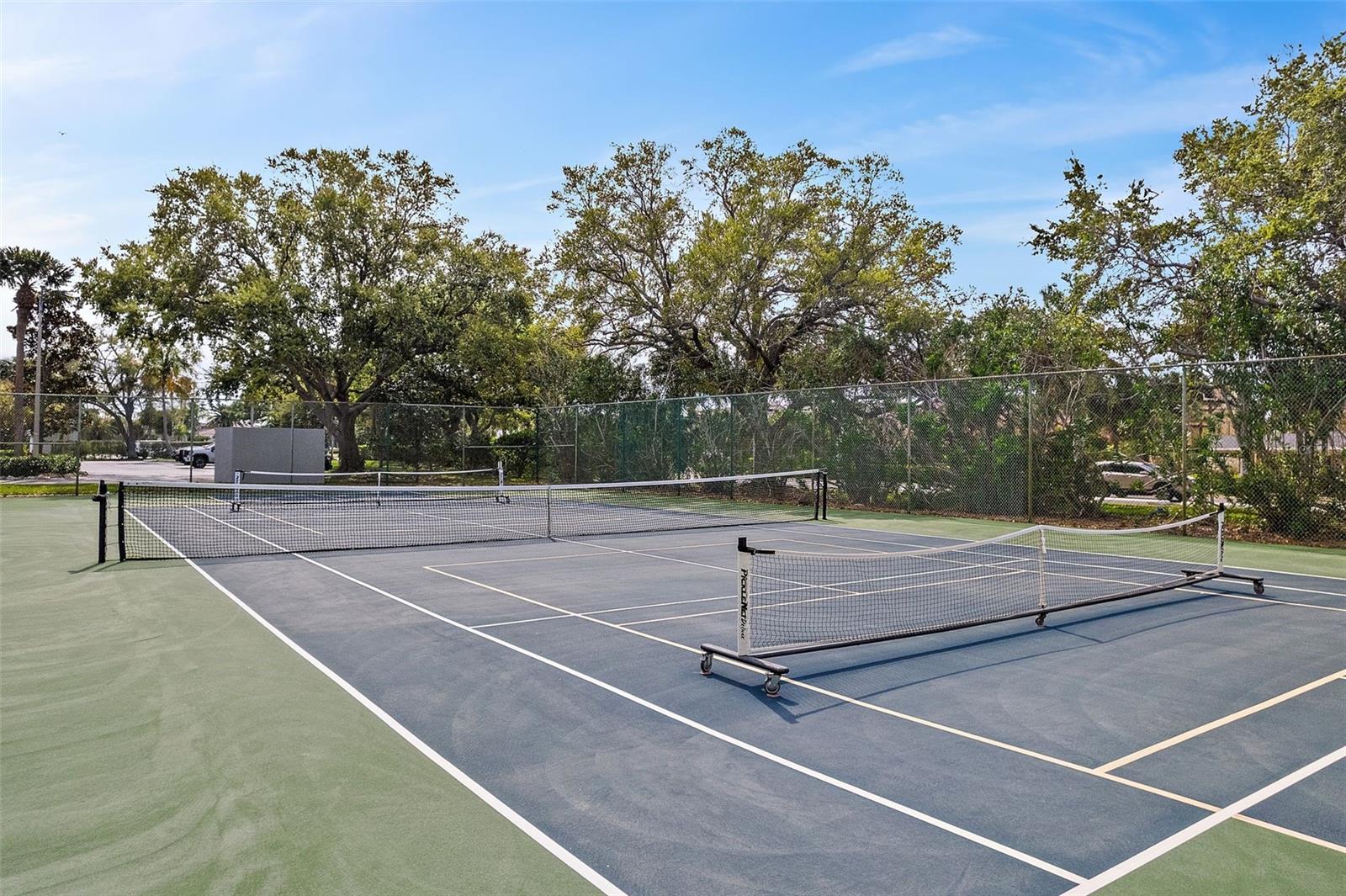 Image 29 of 39 For 719 Pinellas Bayway S 311