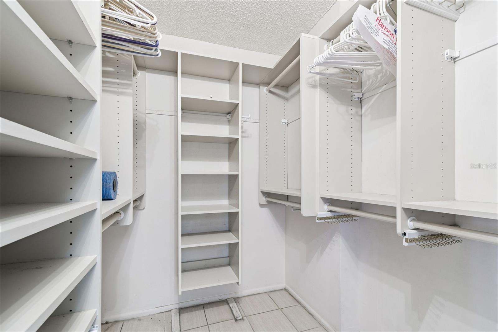 Image 30 of 72 For 17920 Gulf Boulevard 903