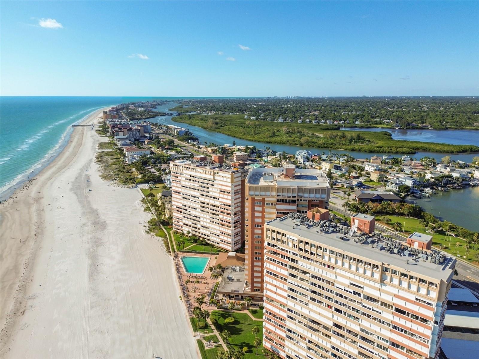 Image 68 of 72 For 17920 Gulf Boulevard 903