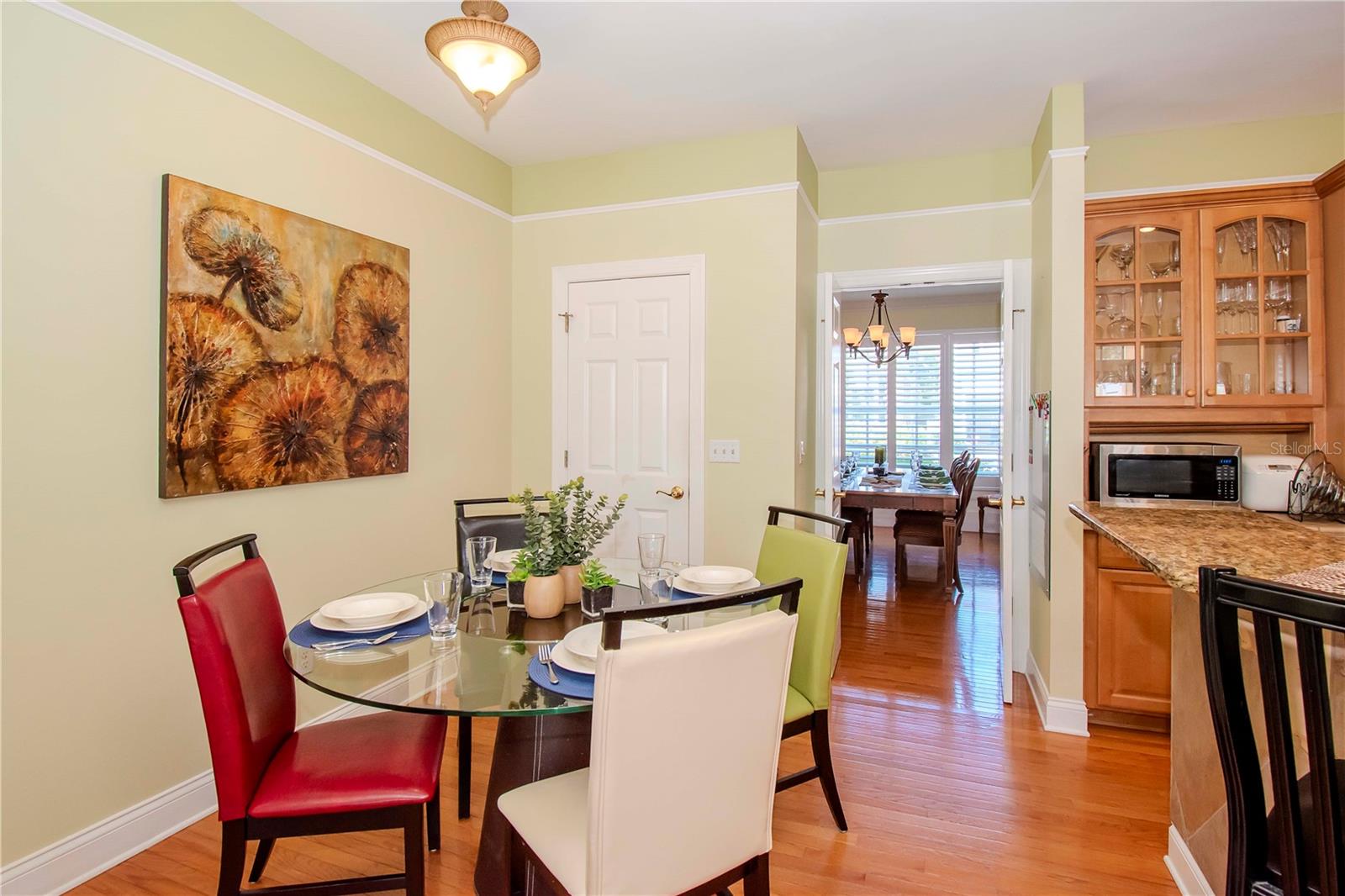 Image 11 of 29 For 934 Harbour Bay Drive