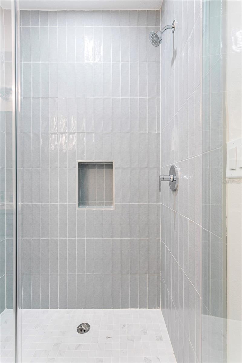 Image 33 of 48 For 187 145th Avenue E 4