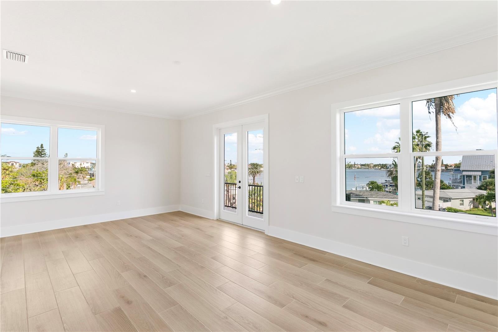 Image 35 of 48 For 187 145th Avenue E 4