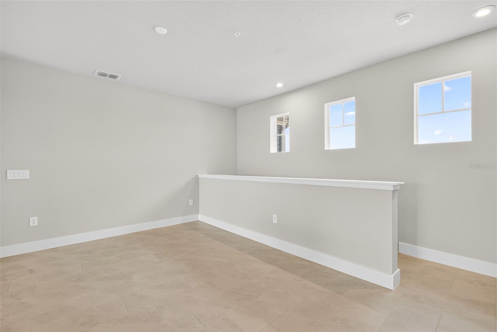 Image 12 of 57 For 17420 Moonflower Drive 202